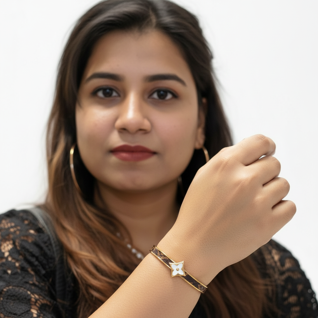 Luxury Floral Charm Bracelet | Anti Tarnish Gold Bracelet for Women