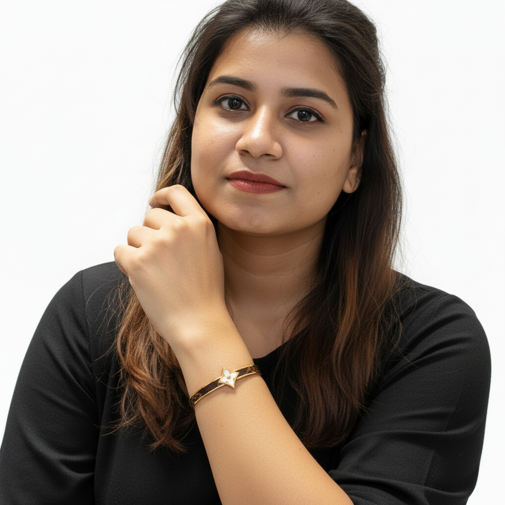 Luxury Floral Charm Bracelet | Anti Tarnish Gold Bracelet for Women